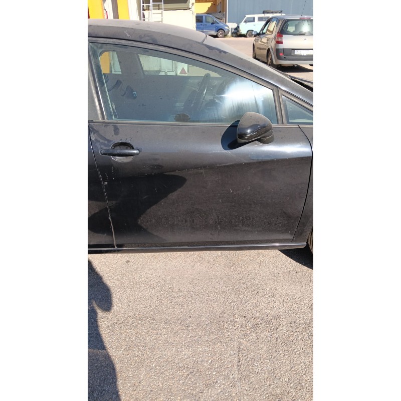 Recambio de puerta delantera derecha para seat leon (1p1) 1.9 tdi referencia OEM IAM   