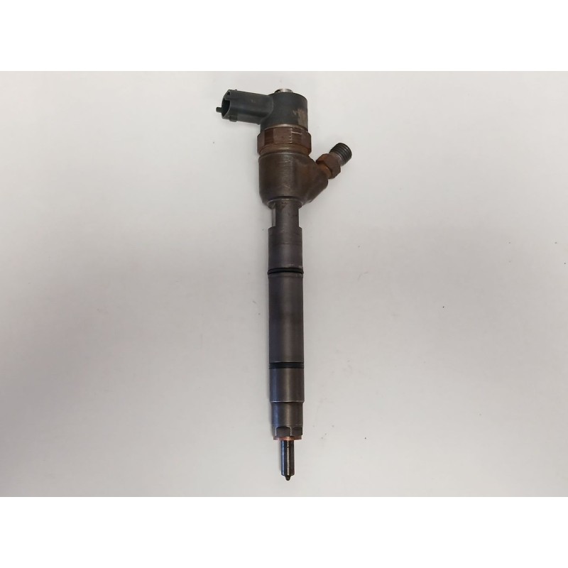 Recambio de inyector para kia ceed (cd) 1.6 crdi 115 referencia OEM IAM 0445110256  