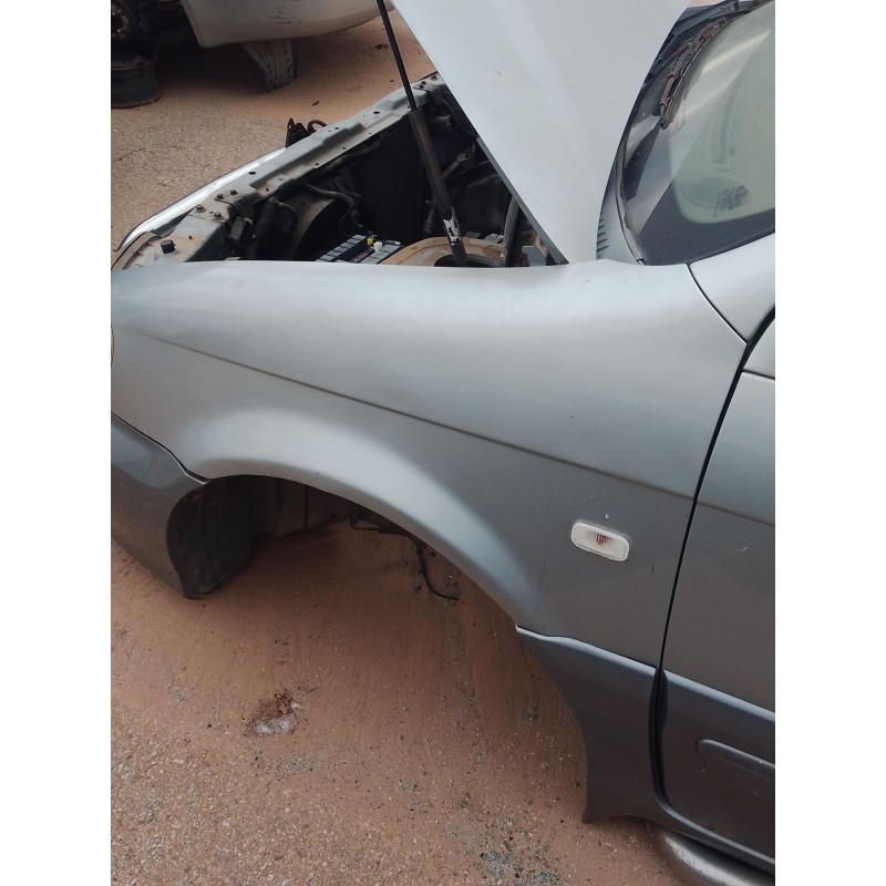 Recambio de aleta delantera izquierda para kia carnival ii (gq) 2.9 crdi referencia OEM IAM   