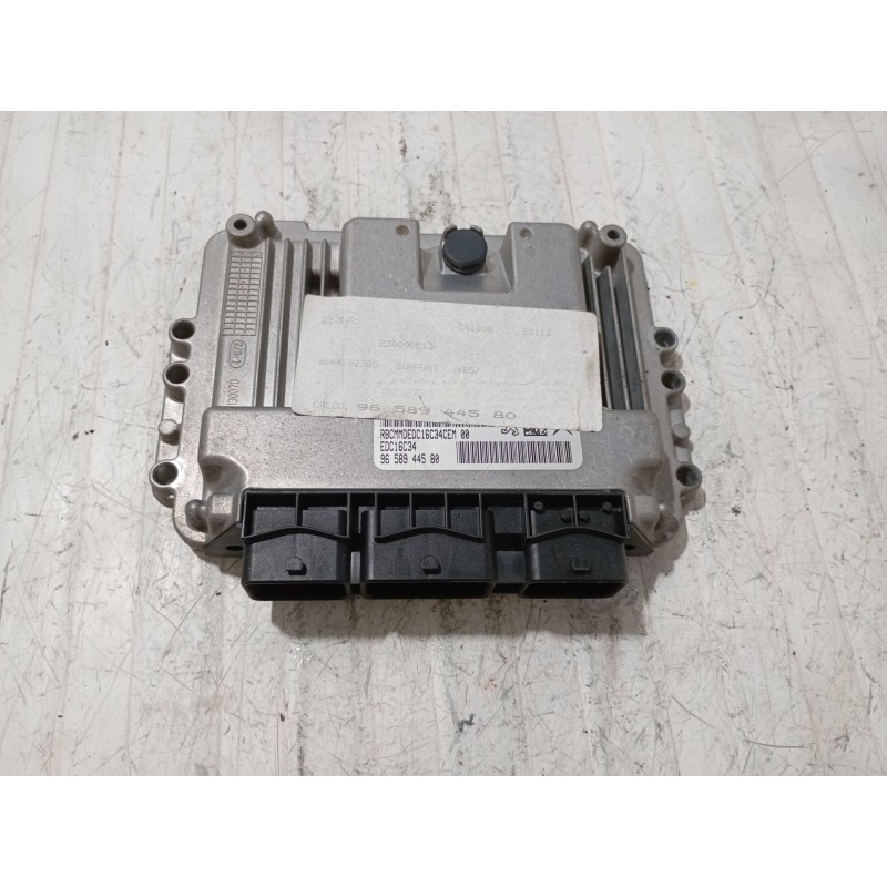 Recambio de centralita motor uce para citroën saxo (s0, s1) 1.5 d referencia OEM IAM 9658944580 0281011629 
