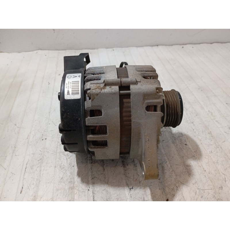 Recambio de alternador para hyundai i20 ii (gb, ib) 1.1 crdi referencia OEM IAM 373002A950  