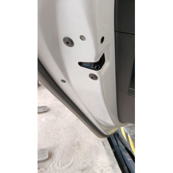 CERRADURA PUERTA TRASERA IZQUIERDA 