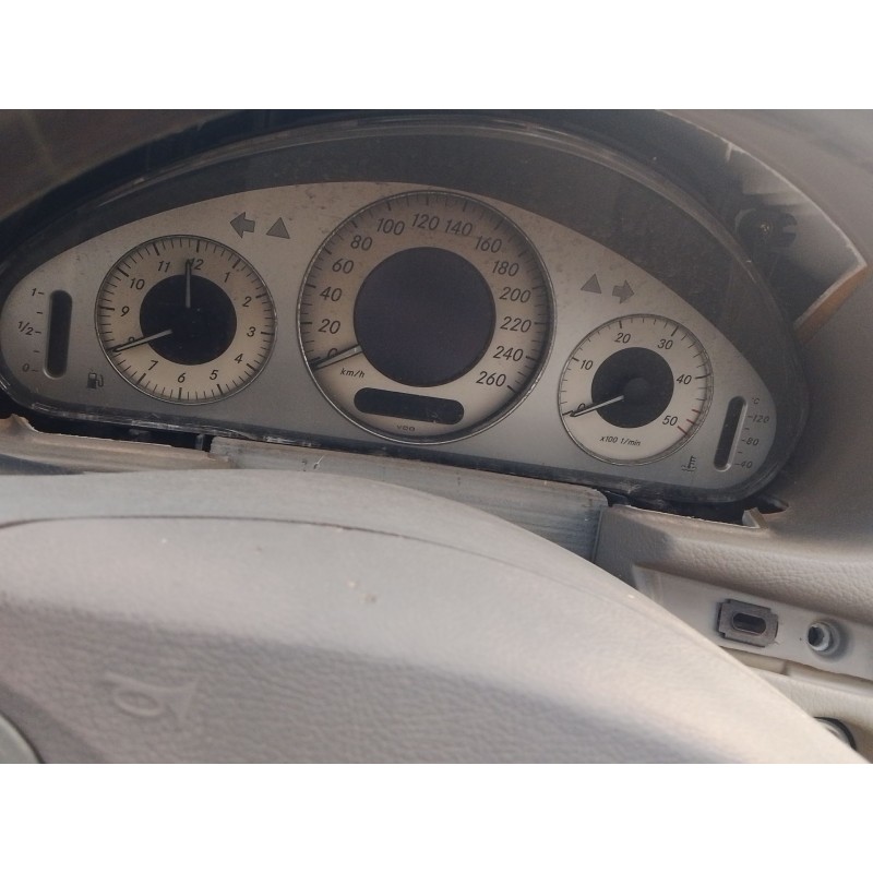 Recambio de cuadro instrumentos para mercedes-benz clase e (w211) e 270 cdi (211.016) referencia OEM IAM   