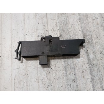 Recambio de mando elevalunas delantero izquierdo para bmw 3 compact (e46) 316 ti referencia OEM IAM 15869801  
