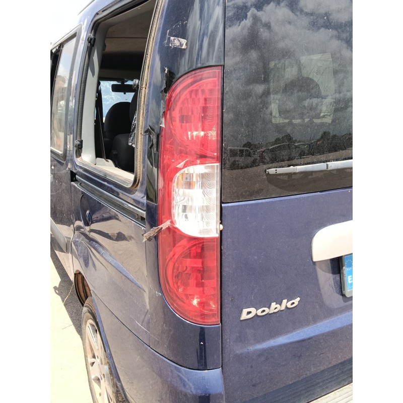 Recambio de piloto trasero izquierdo para fiat doblo monospace (119_, 223_) 1.3 d multijet referencia OEM IAM   