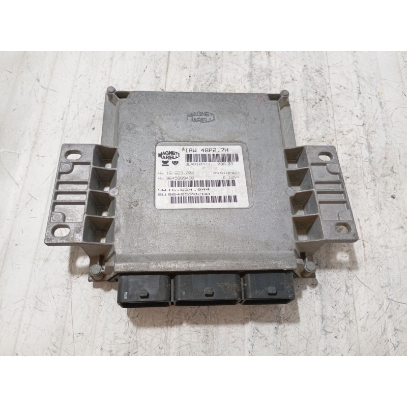 Recambio de centralita motor uce para citroën c2 (jm_) 1.1 referencia OEM IAM 9645989480 16623004 