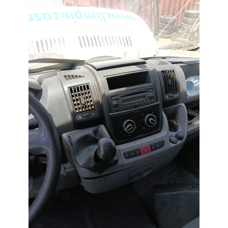 Recambio de consola central para peugeot boxer furgoneta 2.2 hdi 100 referencia OEM IAM   